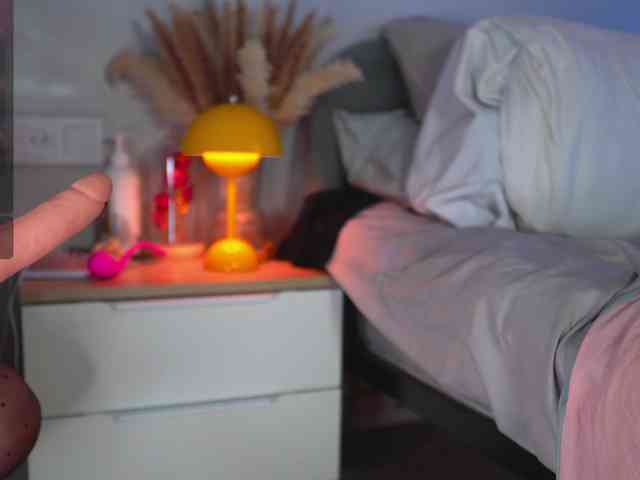 CherryGirlfriend webcam