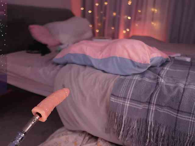 CherryGirlfriend webcam