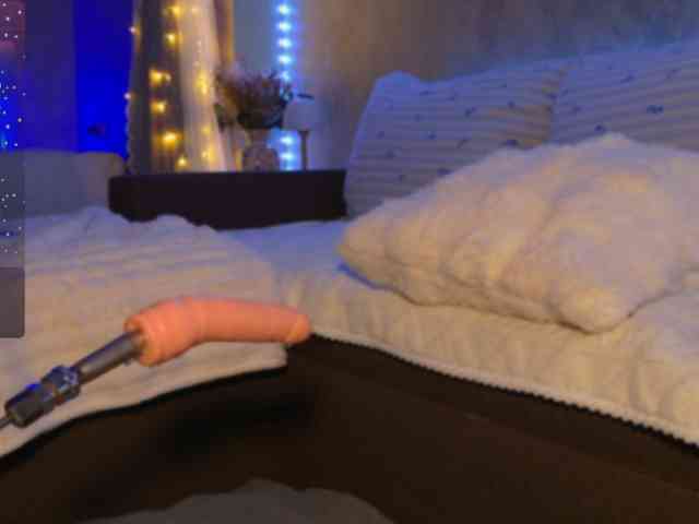 CherryGirlfriend webcam