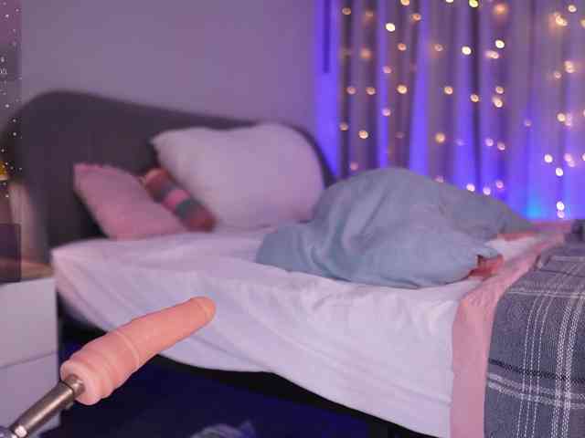 CherryGirlfriend webcam