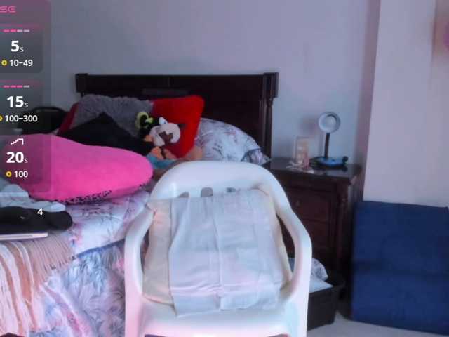 skarlethking8 live cam on BongaCams