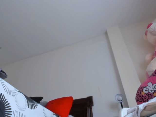 skarlethking8 live cam preview