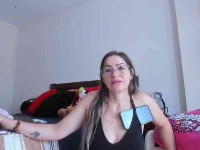 skarlethking8 webcam