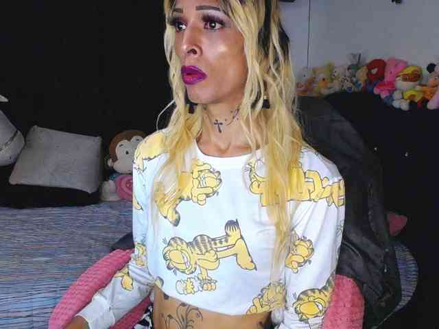 flaquitacoral Sex Cam Show
