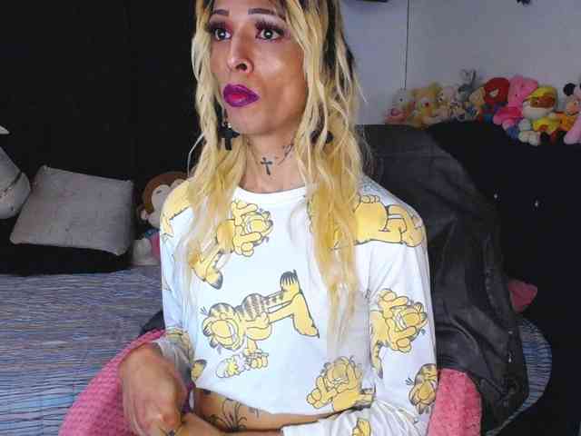 flaquitacoral Sex Cam Show