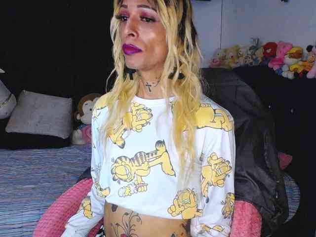 flaquitacoral Sex Cam Show