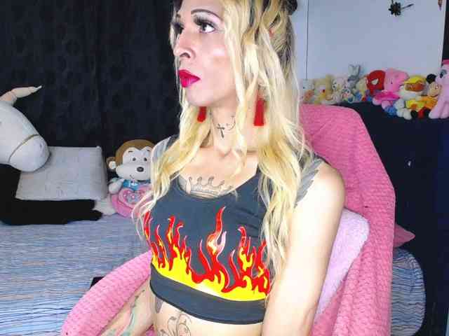 flaquitacoral Sex Cam Show