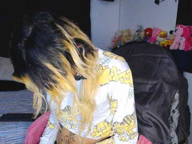 flaquitacoral Sex Cam Show