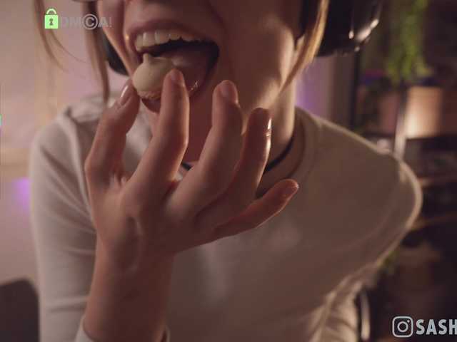 SashiMia live webcam show