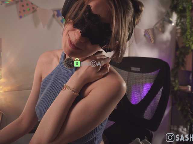 le modèle SashiMIa est en webcam porno dans un show sur le site bongacams, il possède les tags suivants: White/Caucasian,Brunette,Shaved
