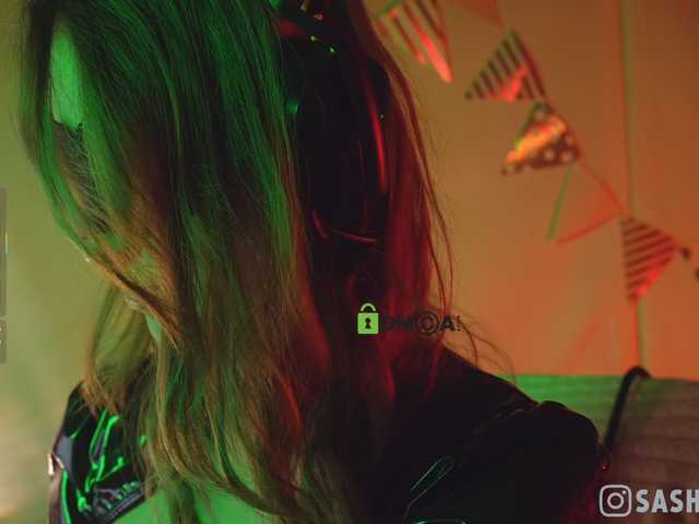 SashiMia live cam preview