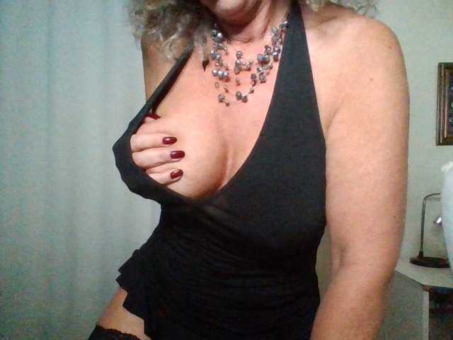 -PimentRouge- live cam on BongaCams