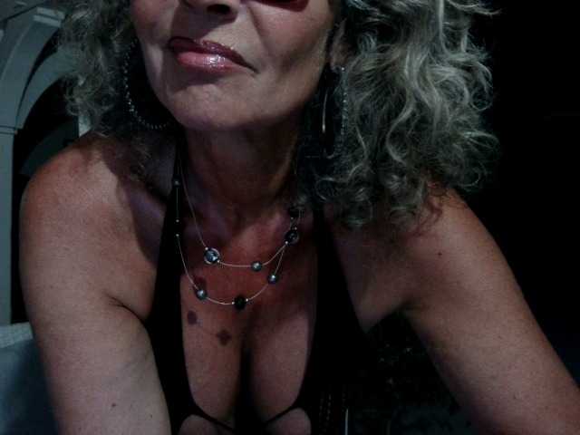 -pimentrouge- live sex show