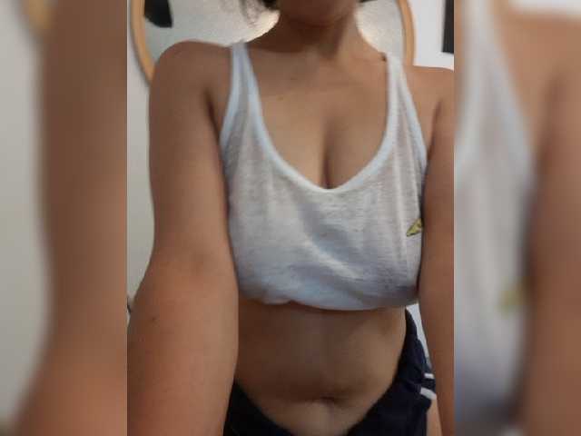 Fruttituttis live cam on BongaCams