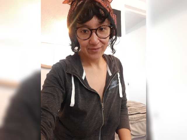 Fruttituttis live cam on BongaCams