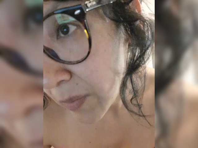 Fruttituttis live cam on BongaCams