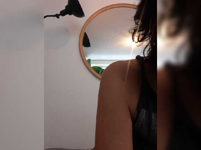 Fruttituttis live webcam show