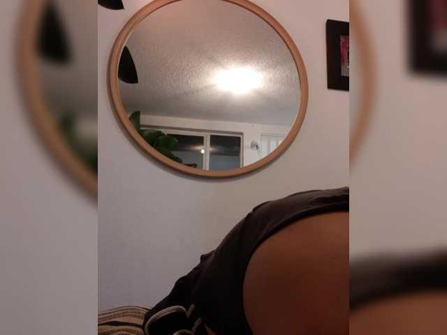 Fruttituttis live webcam show