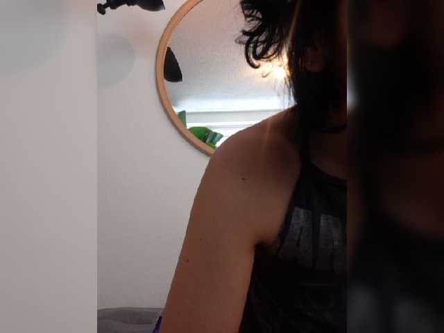 Fruttituttis live webcam show