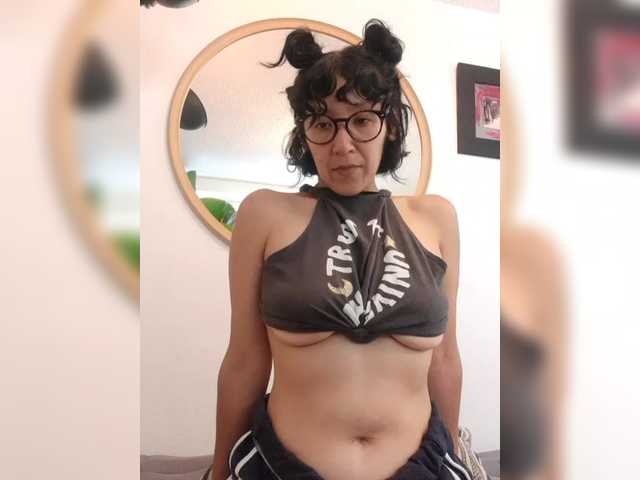 Fruttituttis live cam on BongaCams