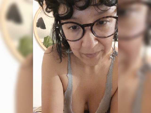 Fruttituttis live cam on BongaCams