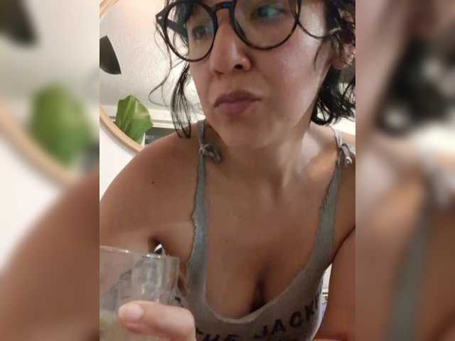Fruttituttis live cam on BongaCams