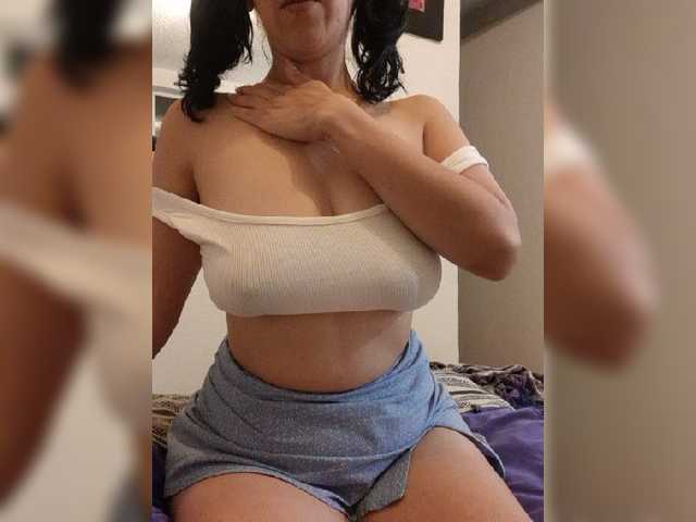 Fruttituttis live cam on BongaCams