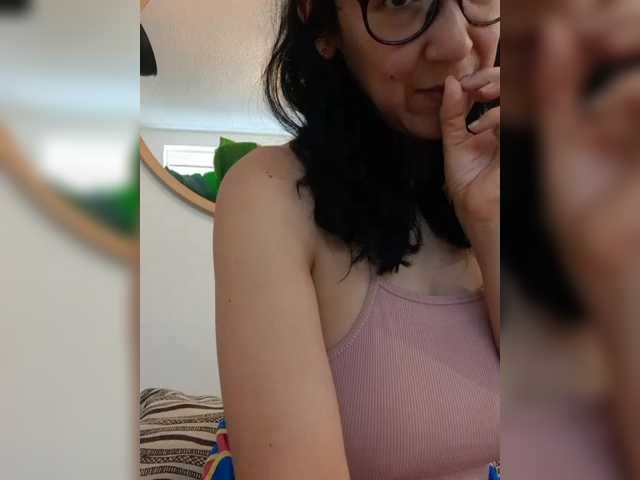 le modèle Fruttituttis est en webcam porno dans un show sur le site bongacams, il possède les tags suivants: Latino/Hispanic,Brunette,Trimmed
