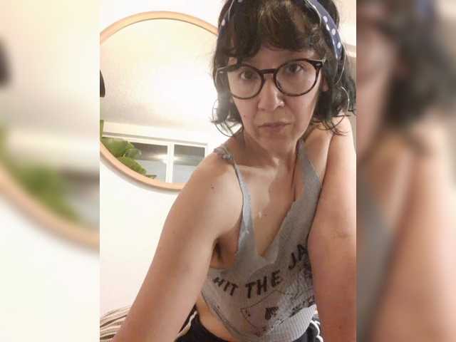 Fruttituttis live cam on BongaCams