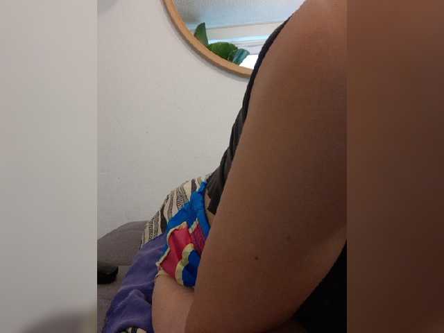 Fruttituttis live cam on BongaCams