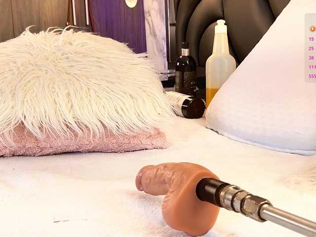 IrisRoss's BongaCams show and profile