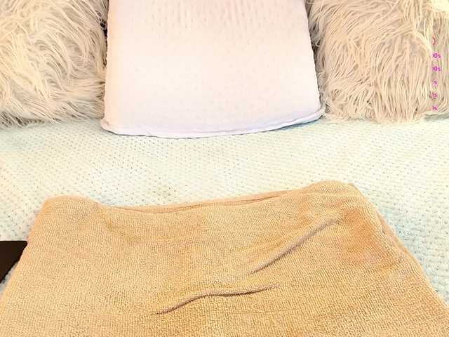 IrisRoss's BongaCams show and profile