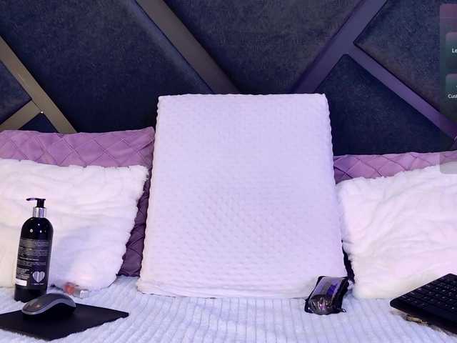 IrisRoss live cam preview