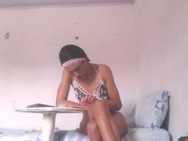 valeria-hot
