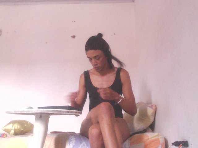 valeria-hot