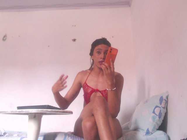 valeria-hot