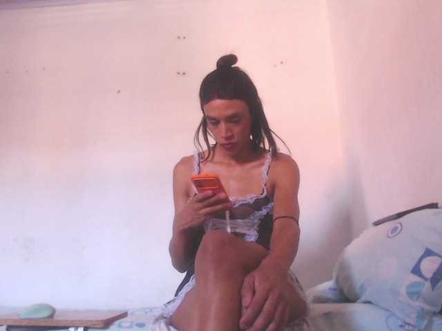 valeria-hot