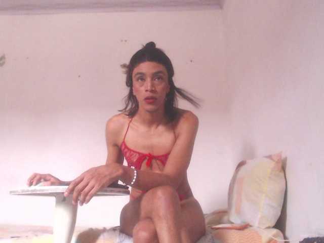 valeria-hot