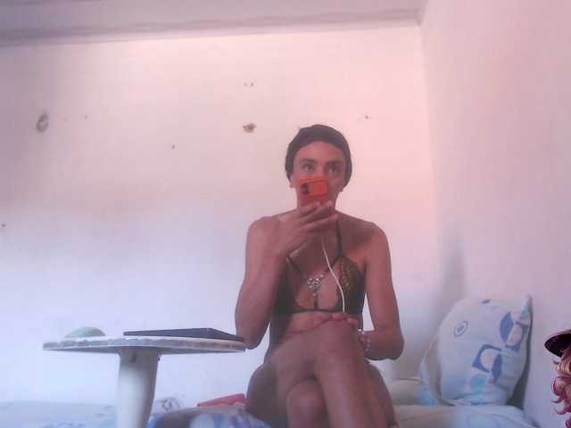 valeria-hot