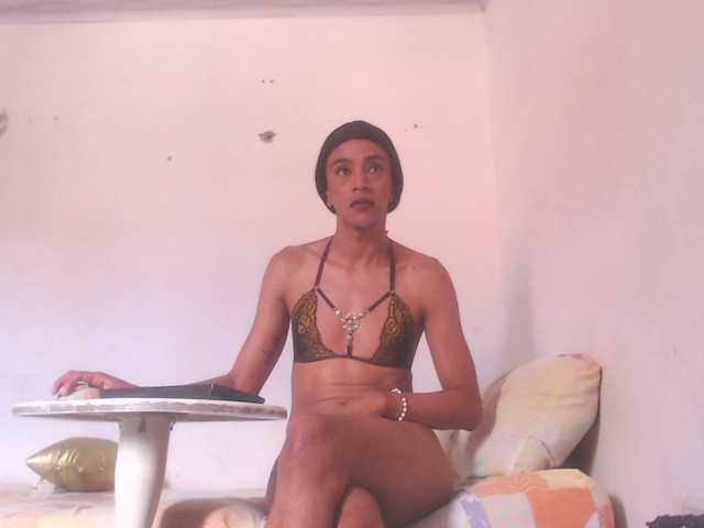 valeria-hot
