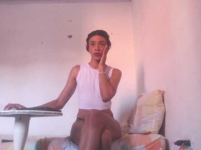 valeria-hot