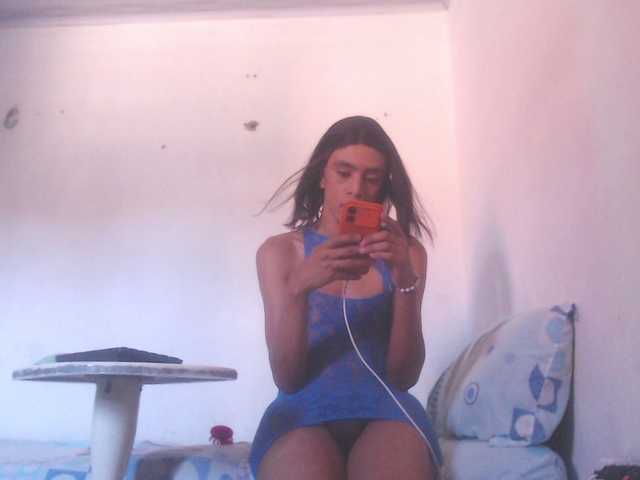 valeria-hot