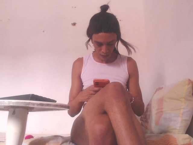 valeria-hot