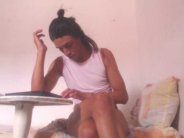valeria-hot