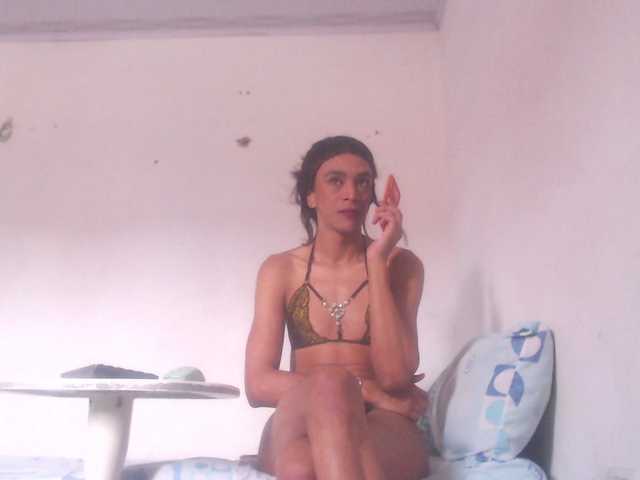 valeria-hot