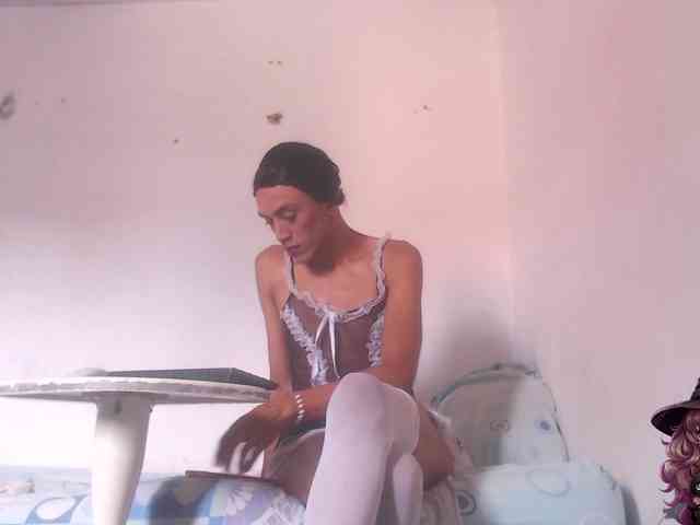 valeria-hot