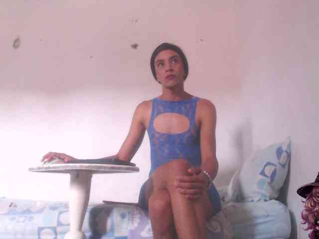 valeria-hot
