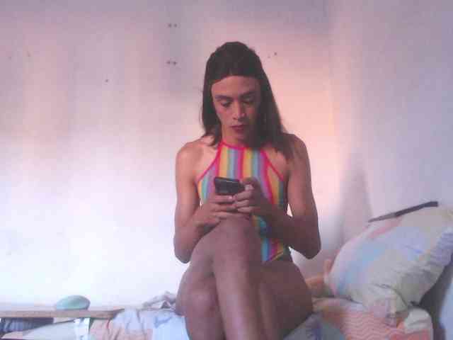 valeria-hot Live Webcam on BongaCams