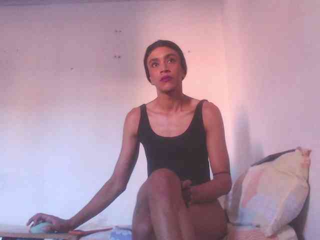 valeria-hot Live Webcam on BongaCams
