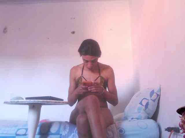 valeria-hot